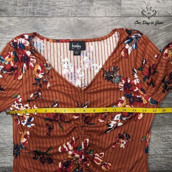 ByxBy Ruched Front Long Sleeve Top Size S - Picture 3 of 5